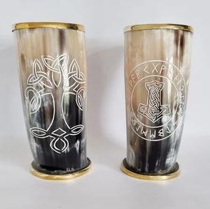 Chope en verre de style religieux fait à la main corne de buffle naturelle et corne à boire de vache pour les fêtes et les toasts - Product Image 3