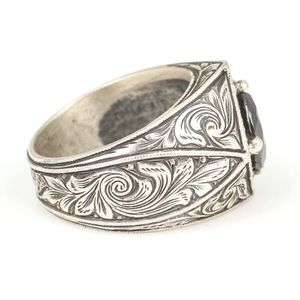 Bague carrée pour homme en argent sterling 925 avec pierre onyx sertie clos, plaqué or rose et rhodium, style hip-hop, marque privée 'IS' sous licence - Product Image 2
