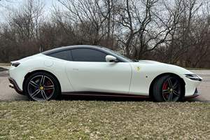 Ferahari Romam Coupé Édition Spéciale 2021, Conduite à Gauche, Automatique, Voiture d'Occasion, Faible Kilométrage - Product Image 5