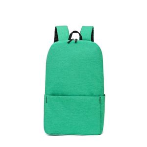 Sac à dos élégant pour ordinateur portable de style voyage confortable et durable avec un look professionnel pour une utilisation quotidienne ou un voyage d'affaires - Product Image 4