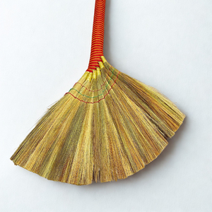 Escoba de hierba hecha a mano de primera calidad-Escoba natural fuerte de Vietnam Alta durabilidad y mejor precio - Product Image 6