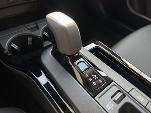 โตโยต้า พรีอุส ไพร์ม XSE ปี 2024 มือสอง สภาพดี - Product Image 5