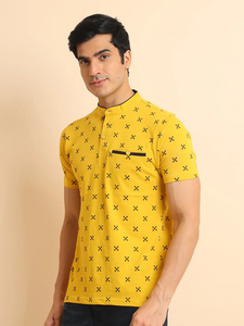 T-shirt moderne 100% coton Conception unique de poche en os Col mandarin Demi-manches Coupe régulière Impression confortable pour tous les jours - Product Image 4