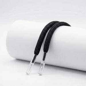 Cordón de Alta Calidad Ecológico con Revestimiento de Algodón Trenzado Plano, Logotipo Personalizado, Moderno, con Extremos Metálicos Recubiertos de Silicona para Prendas - Product Image 3