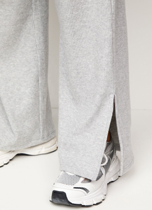 Pantalon large confortable pour femme Pantalon de survêtement d'entraînement de yoga Pantalon évasé taille haute en tricot doux Pantalon large longueur - Product Image 4