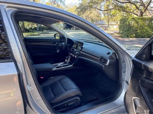 ฮอนด้า แอคคอร์ด EX ปี 2021 สุดหรู พร้อมเกียร์อัตโนมัติ เบาะหนัง - Product Image 3