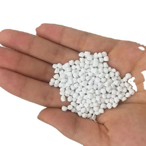 Masterbatch de Relleno de PP con 98% de Blancura de CaCO3, Buena Dispersión, Tamaño de Partícula Pequeño, REACH FDA ISO - Relleno de Calcio para PP PP4300 PP4400 - Product Image 1