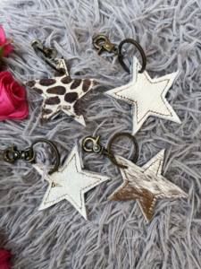 Nouveauté porte-clés en cuir de vachette porte-clés en cuir imprimé vache léopard porte-clés élégants nouveau porte-clés - Product Image 3