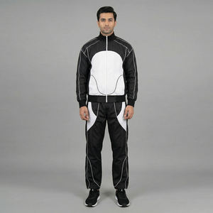 Ensemble de survêtement homme noir et blanc avec empiècements contrastants, veste zippée à col montant et pantalon de jogging, tenue de sport active - Product Image 5