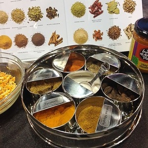 Récipient de meilleure qualité avec 7 compartiments, boîte à épices, boîte Masala en acier inoxydable, vente en gros de fabricant - Product Image 3