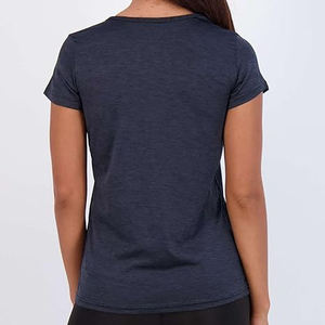 Camiseta Deportiva de Yoga Ajustada de Manga Corta Ligera y Transpirable Personalizada para Mujer - Product Image 3
