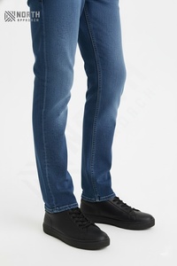 Jeans en denim à jambe droite de style streetwear personnalisé, jeans slim pour hommes, vente en gros, impression de logo personnalisé, service OEM - Product Image 5