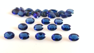 Piedras preciosas de zafiro ovaladas pequeñas cultivadas en laboratorio azul, piedras de corindón azul real de 0,5 quilates, lote de piedras preciosas Nano sueltas de 3X5mm - Product Image 5