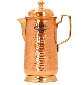 Jarra de jarra de cobre hábilmente diseñada, recipiente de agua fuerte y bellamente diseñado para hidratación disponible a precio al por mayor - Product Image 5