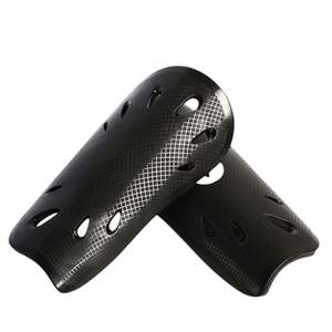 Protège-tibias de football avec logo personnalisé avec coque en PP durable et support respirant pour les matchs et l'entraînement de football - Product Image 2