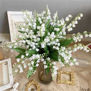 Art Bloom - Lirios del Valle Artificiales Realistas con Tallo de Plástico, Ramo de Boda Blanco, Flores Artificiales al por Mayor - Product Image 3