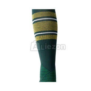 Chaussettes décontractées personnalisables pour hommes avec logo de haute qualité, couleur personnalisée, conception à coupe régulière à vendre - Product Image 6