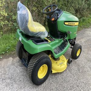 Tractor Compacto John Deere X758 de Alto Rendimiento con Tracción en las Cuatro Ruedas, Entrega Rápida, Construcción Robusta, ¡La Mejor Compra Hoy! - Product Image 2