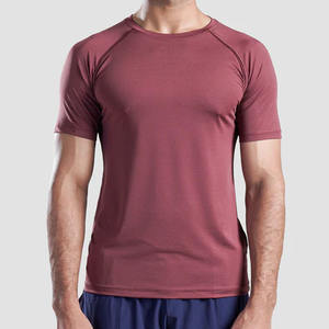 เสื้อยืดออกกำลังกายผ้าฝ้ายถัก100% สำหรับผู้ชายเสื้อผ้าแนวสตรีท300กรัมผ้าคอตตอนสีพื้นระบายอากาศได้เป็นมิตรกับสิ่งแวดล้อม - Product Image 1