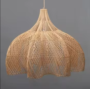 โคมไฟหวายทำมือรูปทรงไม่เหมือนใครโป๊ะเป็นมิตรกับสิ่งแวดล้อมสำหรับตกแต่งจากเวียดนาม - Product Image 1