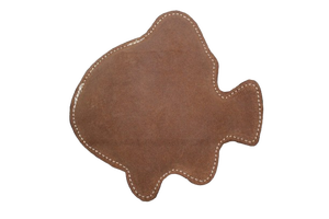 Jouet en cuir artisanal en forme de poisson de qualité supérieure en daim durable pour chiens de Divine International - Product Image 3