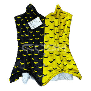Corsé de Satén con Estampado de Murciélagos Negros y Amarillos para Mujer, Disfraz Gótico de Halloween, Corsé de Cosh International - Product Image 3