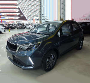 SUV essence d'occasion fabriqué au Japon 2024, conduite à droite, transmission automatique, sièges en cuir, couleur foncée, jantes R17, toit ouvrant panoramique, état impeccable - Product Image 1