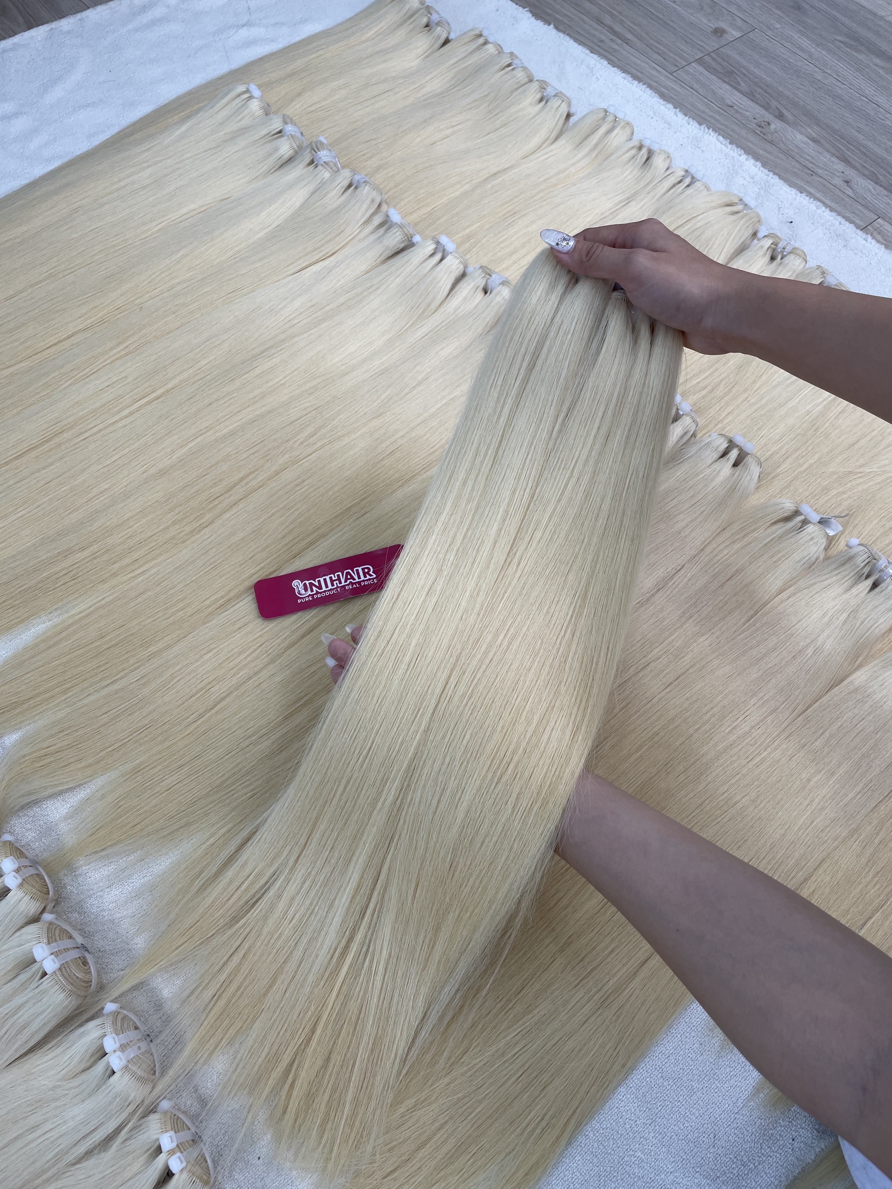 613สีบลอนด์