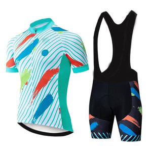 Ropa de deporte al aire libre estilo de la calle de moda impresa de manga corta transpirable secado rápido babero pantalones cortos y medias de Pakistán - Product Image 1