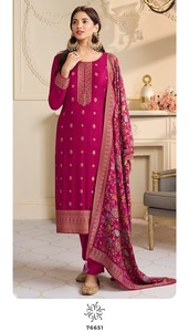 Pashmina Jacquard Salwar Kameez Trajes Textura elegante Acabado suave para ocasiones de fiesta Estilo moderno Todas las estaciones Precio al por mayor - Product Image 2