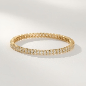 กำไลข้อมือทองคำแท้ 10K ดีไซน์โมเดิร์น เรียบหรู ทันสมัย เครื่องประดับคุณภาพสูงสำหรับผู้หญิง หรูหรา ผลิตตามสั่ง (OEM) เครื่องประดับไทย รับรองโดย GIA - Product Image 6