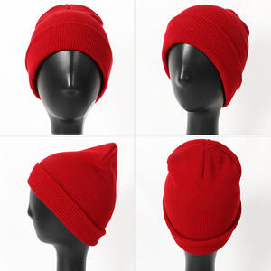 Gorros de Invierno de Punto Unisex, Estilo Nuevo de Invierno 2026, Personalizables con el Equipo de Fútbol, Gorros Deportivos - Product Image 1