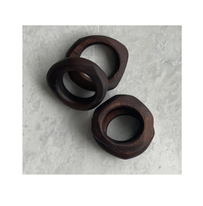 Rond de serviette en bois haut tendance Ensemble de 6 pièces Fête de mariage Prix de gros personnaliser la conception Disponible - Product Image 3