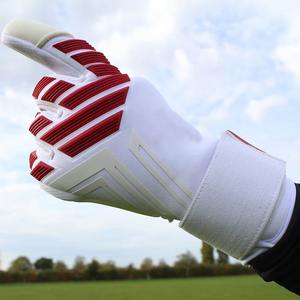 Gants de football de gardien de but légers et flexibles avec poignée de paume supérieure et rembourrage de protection idéal pour tous les temps - Product Image 3