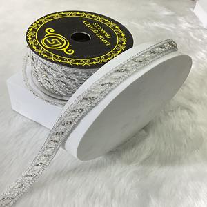 Exclusif Argent Écologique Tissé Lourd Perles Pierres Fil Travail Broderie Dentelle Tissu Élégant Mariage Bordure Dupattas - Product Image 5