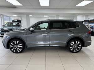 Voiture d'occasion parfaite 2025 Volkswagen <span class=keywords><strong>Tiguan</strong></span> <span class=keywords><strong>R</strong></span>-<span class=keywords><strong>Line</strong></span> SUV Expédition mondiale - Product Image 6