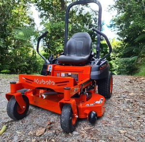 เครื่องตัดหญ้า Z6222 2จังหวะ Kubota เครื่องตัดหญ้าแบบไร้ขอบ - Product Image 1