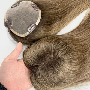 Peluca al por mayor de rastas naturales ondulada pequeña base de seda Remy Top de encaje de luz real para mujer comercio de cabello humano - Product Image 2