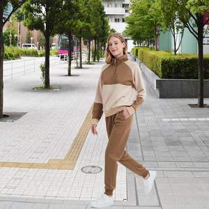 ชุดวิ่งออกกำลังกายแบบซิปครึ่งเดียวของผู้หญิงชุดวิ่งออกกำลังกายแบบแอคทีฟ2ชิ้นลายพื้นชุดวิ่งแบบรูดซิปครึ่งตัวสำหรับฤดูหนาว - Product Image 2