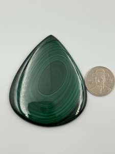 Pierre précieuse en malachite naturelle de forme poire, 76x47x8 mm, 285,80 carats, verte, taille personnalisable pour la fabrication de bijoux - Product Image 2