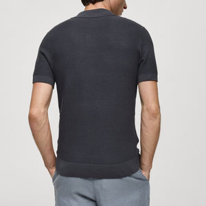 Pull en tricot 100% acrylique sur mesure pour homme, streetwear, respirant, col en V, couleur unie, manches courtes - Product Image 2