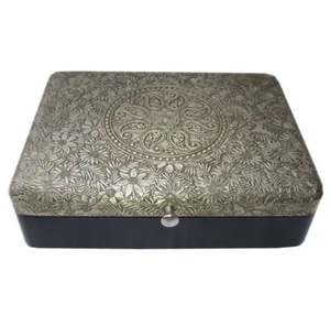 Boîtes à bijoux en métal pour ranger des bijoux élégants en laiton argenté oxydé, organisateur de rangement pour bijoux carrés en métal - Product Image 4