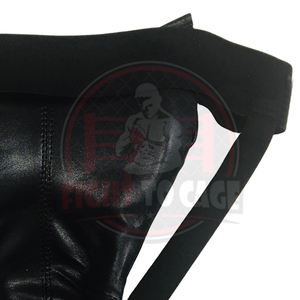 Protège-aine de boxe en cuir PU fait main, léger, confortable, respirant, durable et protecteur, couleur noire intégrale, nouveau design 2025 - Product Image 5