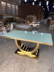 Juego de mesa de comedor con marco dorado de acero inoxidable para el hogar moderno de DreamLike Factory, muebles de lujo para bodas y casas de campo - Product Image 4