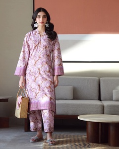 Bonitos trajes étnicos paquistaníes de diseñador de AJM Trade House 1026 - Product Image 1