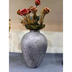 Jarrón de Metal de aluminio pulido de calidad de lujo para arreglos florales de mesa, ideal para regalos, restaurantes y decoración de hoteles - Product Image 3