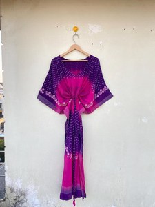 Robe longue caftan en soie pour femme Style de vie quotidienne pour la saison printanière pour les soirées de fête ou Hippie Summer/Winter Wear - Product Image 6