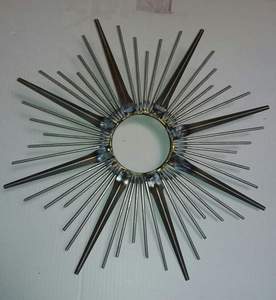 Espejo de Pared Dorado Vintage Moderno, Marco de Hierro Metálico de Lujo, Vidrio Art Deco Hecho a Mano, Color Personalizable, para Hotel, Hogar, Sala de Estar - Product Image 5