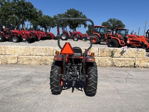 Tracteur à roues 4x4 de 40 CV avec moteur diesel L3901 pour usage en jardinage, boîte de vitesses automatique, modèle 2022 - Product Image 2