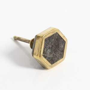 ลูกบิดตู้และลิ้นชักหินอ่อนทองเหลือง พร้อมสี รูปทรง ขนาดที่กำหนดเอง ผลิตในอินเดีย - Product Image 2